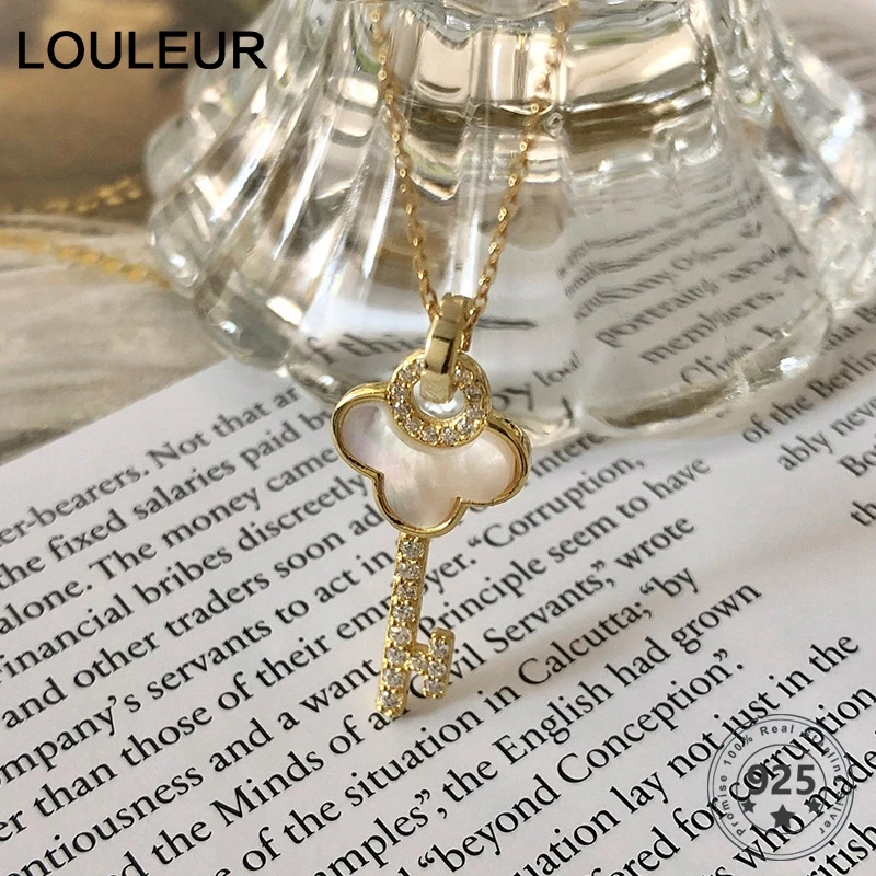 

Цепочка женская с подвеской в виде ключа, серебро 925 пробы