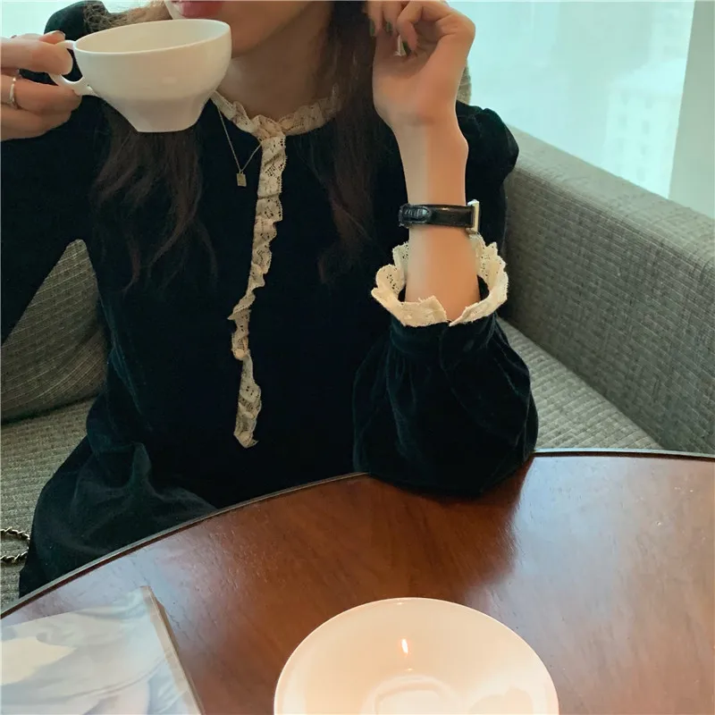 Осенне зимнее элегантное бархатное платье средней длины осенне базовое