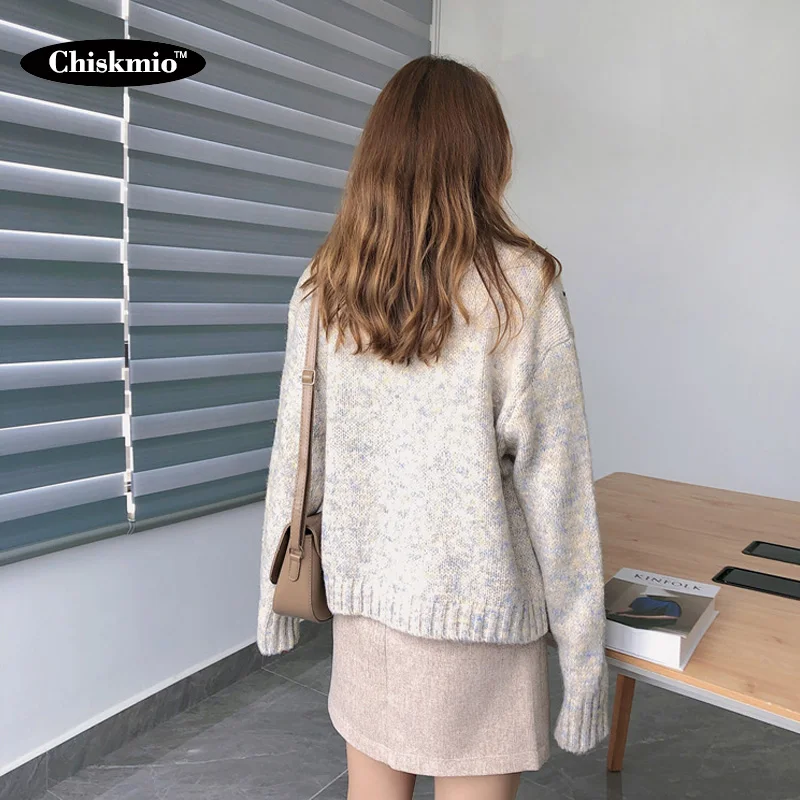 

Single Breasted Sweater Women's V-Neck Knitted Cardigan Floral Long Sleeve Cropped Tops Knitwear Women Twist Sweet Knit Outwear