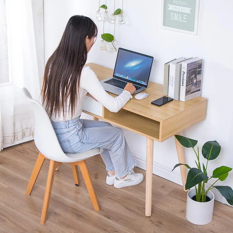 Стол компьютерный для чтения дома чемодан книг деревянная кровать рисования