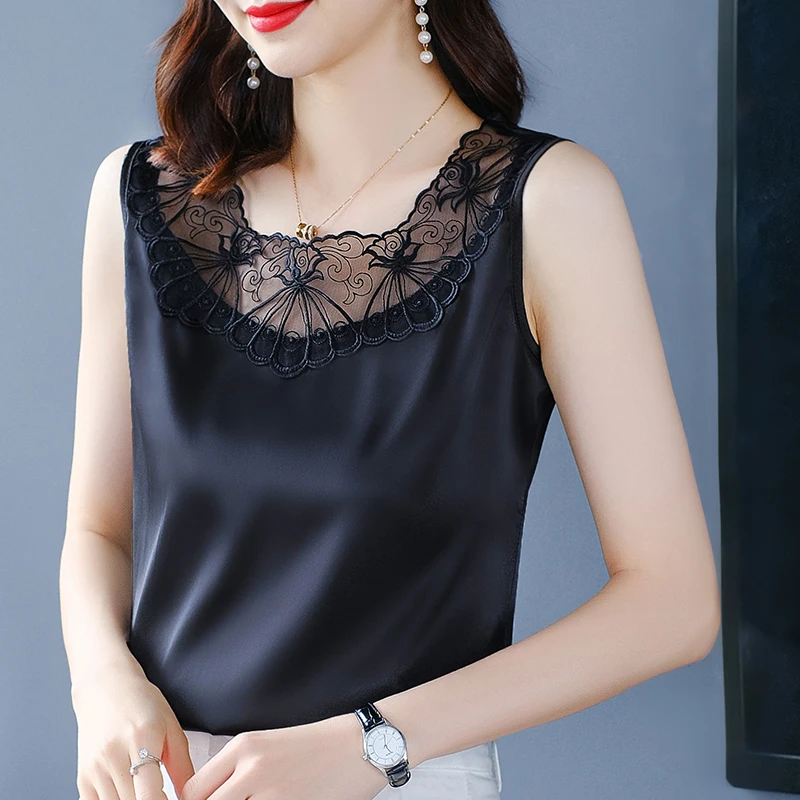 

Майка женская шелковая атласная, модная офисная майка в Корейском стиле, сетчатая кружевная однотонная черная рубашка, черный/5XL, на лето