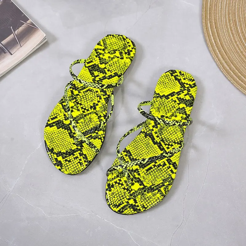

Flat Shoes Female Rubber Flip Flops Woman's Slippers Big Size Slides Low Hawaiian 2021 Beach Soft Summer Rome Fabric Round Toe C