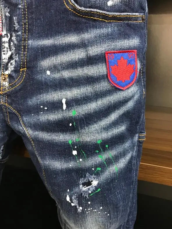 2020 Authentic classic Dsquared2 New streetwear Denim Designer Hole Jeans High Quality Ripped for Men clothing Size 44-54 A357