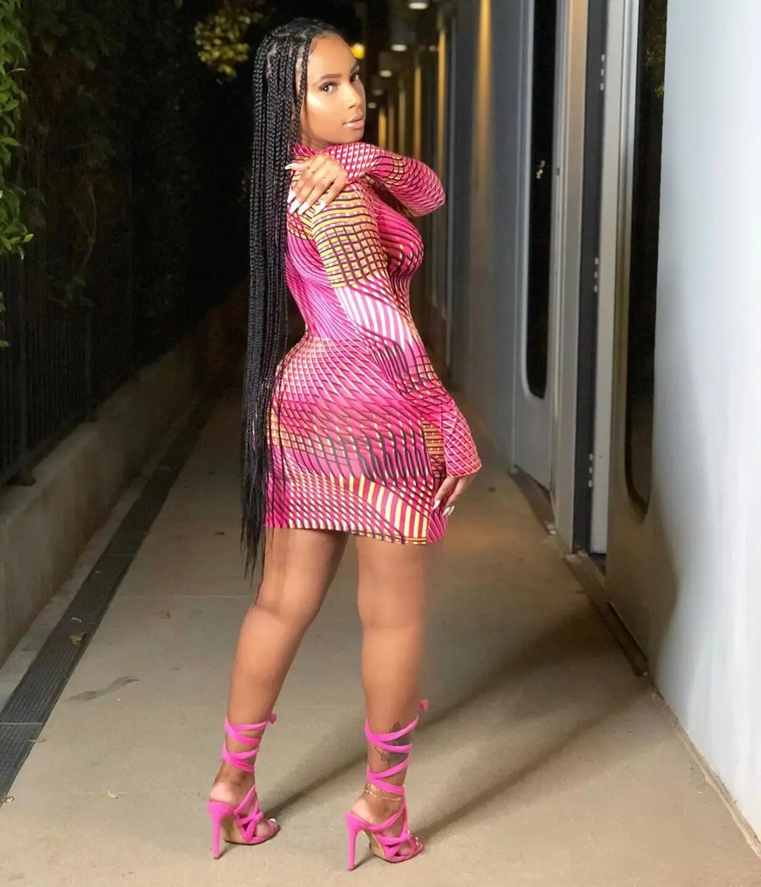 

Cutubly Turtleneck Sexy Bodycon Dress Autumn Fashion Line Printing Mini Dress Long Sleeve Skinny Party Club Dresses For Women