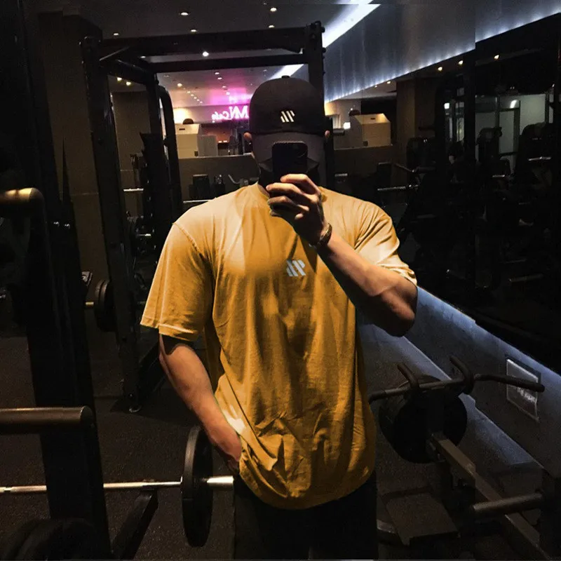 Новинка 2021 брендовая одежда футболка для фитнеса и бега Мужская с круглым