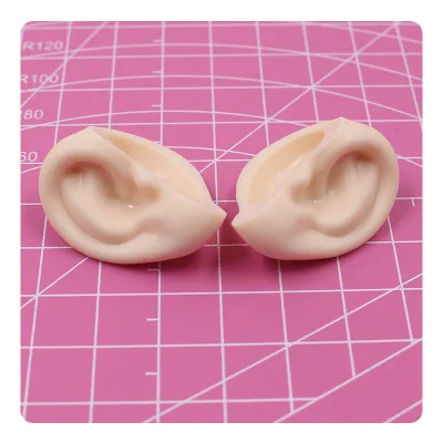 white human ear Blyth Doll Ears for Blyth Doll Icy Doll White Natural Tan Dark and Super Black Skin Only Ears No Doll Children Toys for Girls - Цвет: white human ear