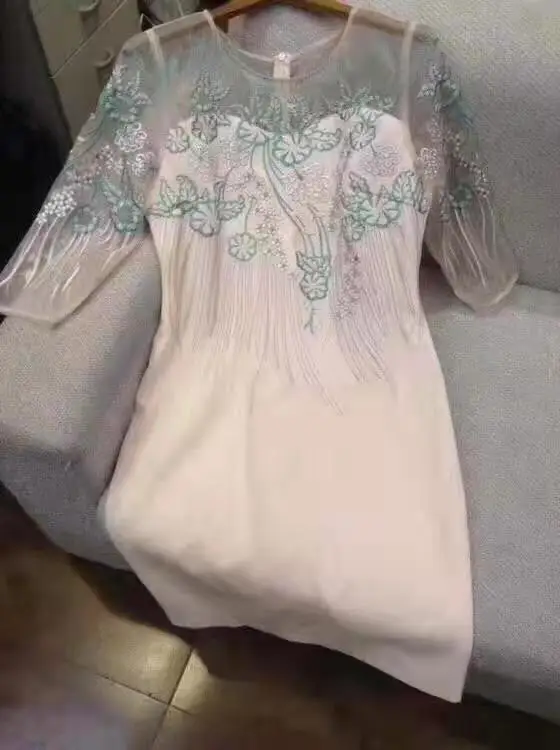 

XXXL Vestidos 2020 Spring Party Event Women Sexy Sheer Mesh Embroidery Patchwork 3/4 Sleeve Bodycon Blue Apricot Dress