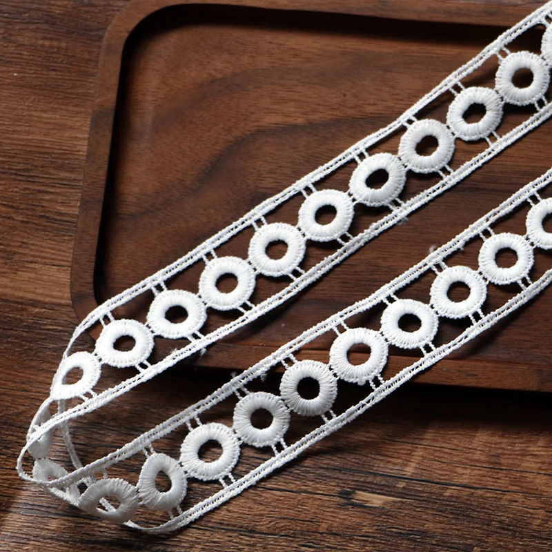 

Лента из водорастворимого молочного шелка, 2 ярда, 3 см шириной