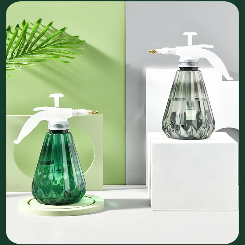 

Atomizer Sprayer 1.5L Handheld Manual Pressurized Air Pressure Transparent Watering Can Garden Watering Tools Agricultural Tools