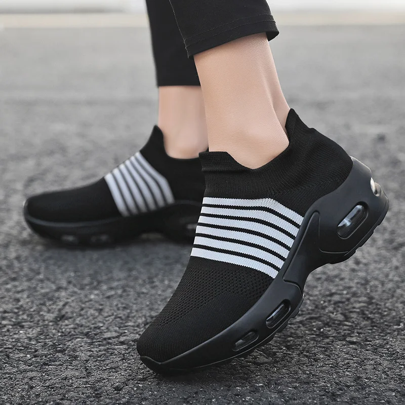

New Socks Women Shoes Fashion Slip On Air Cushion Sneakers Plus Size Women Casual Shoes Outdoor Mesh Breathable Chaussure Femme