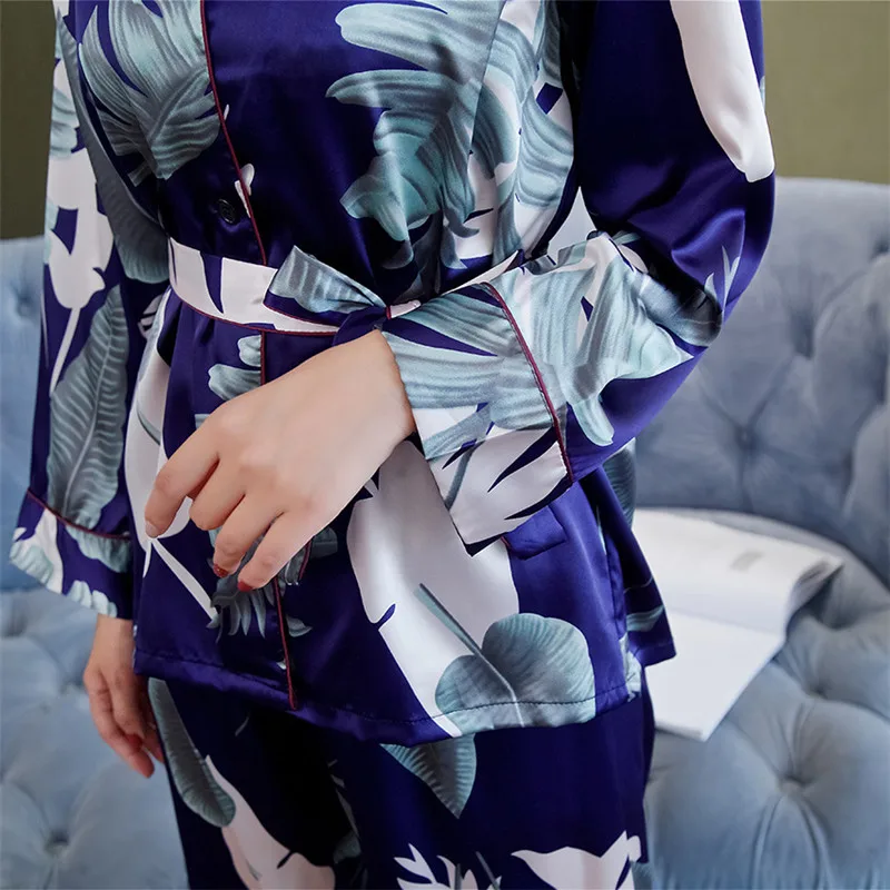 

Long-sleeved pajamas lapel home service suit female ice silk print pajamas can out wear bridesmaid pajamas sexy nightware