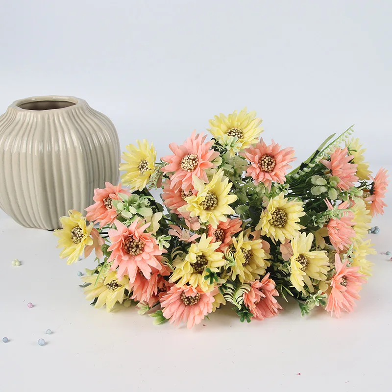 

Artificial Small Daisy Wild Chick Xiaoyeju Fresh with Grass Chrysanthemum Plastic Flower Garden Wedding Home Christmas Decor