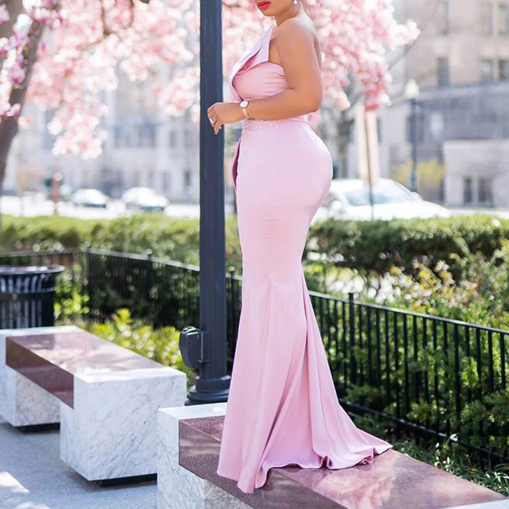 Розовое сексуальное вечернее платье без бретелек лето 2020 элегантное