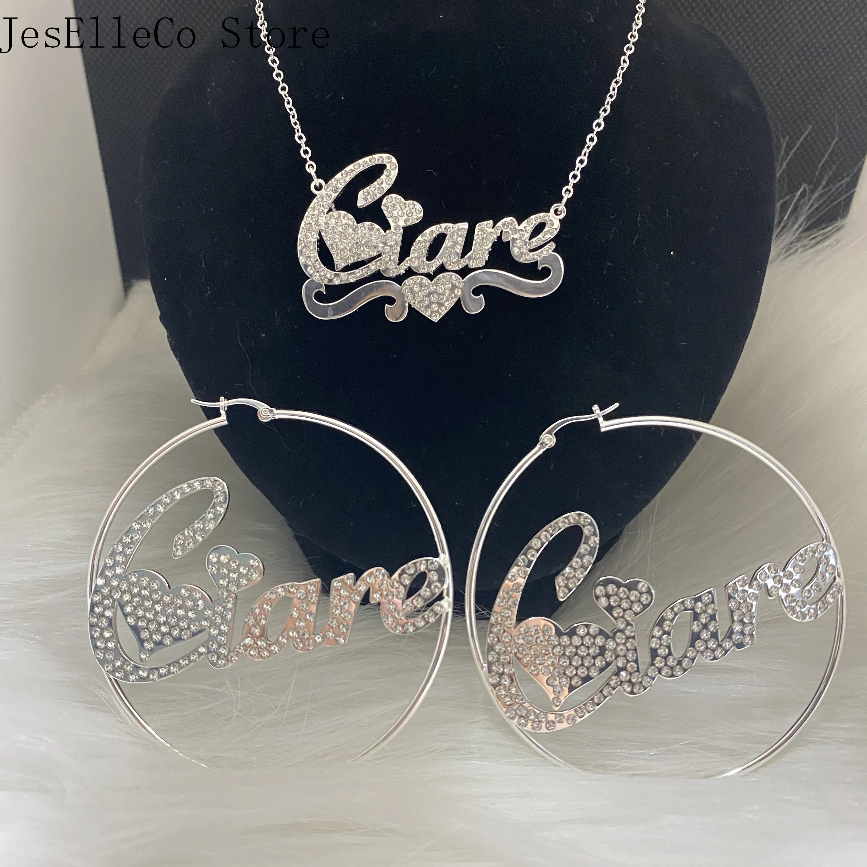 

Пользовательское имя серьги персонализировать Нержавеющая сталь Циркон Письмо серьги для Для женщин круг серьги в виде колец, ювелирные и...