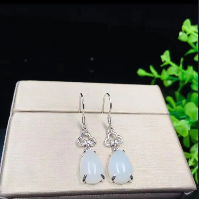 Женские серьги на удачу из серебра 925 пробы с натуральным белым