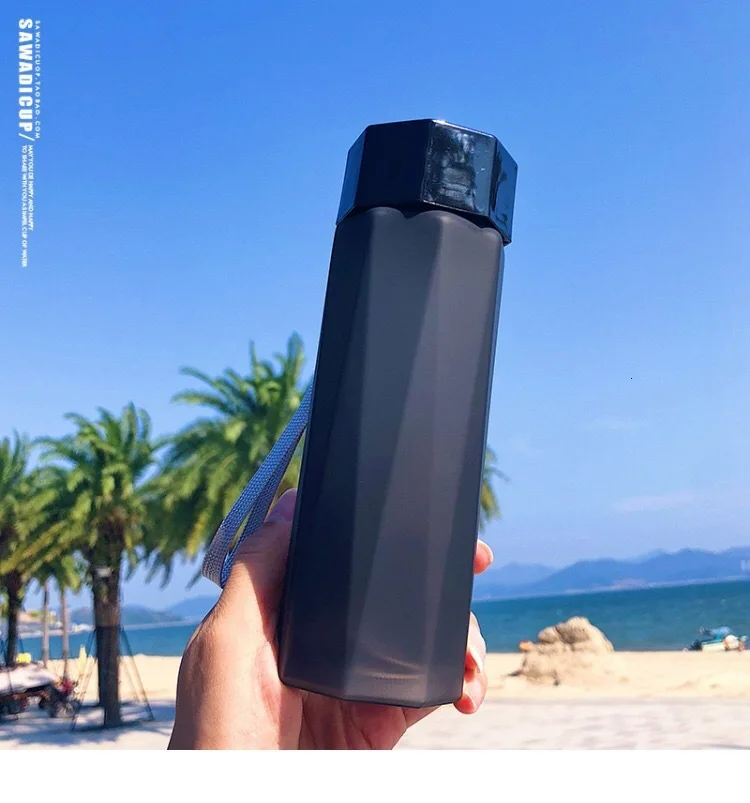 Matte black Soffe на открытом воздухе простая Спортивная бутылка для воды с веревкой 380 мл Высокое качество пластик скраб поверхность герметичная печать прямые бутылки для напитков - Color: Matte black