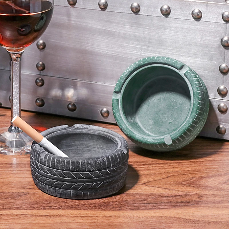 

Resin Ashtray without Lid Creative Tire Tyre Shaped Ashtray with Rest Slot Home Decor for Office Bar Weed Accessories Cendrier