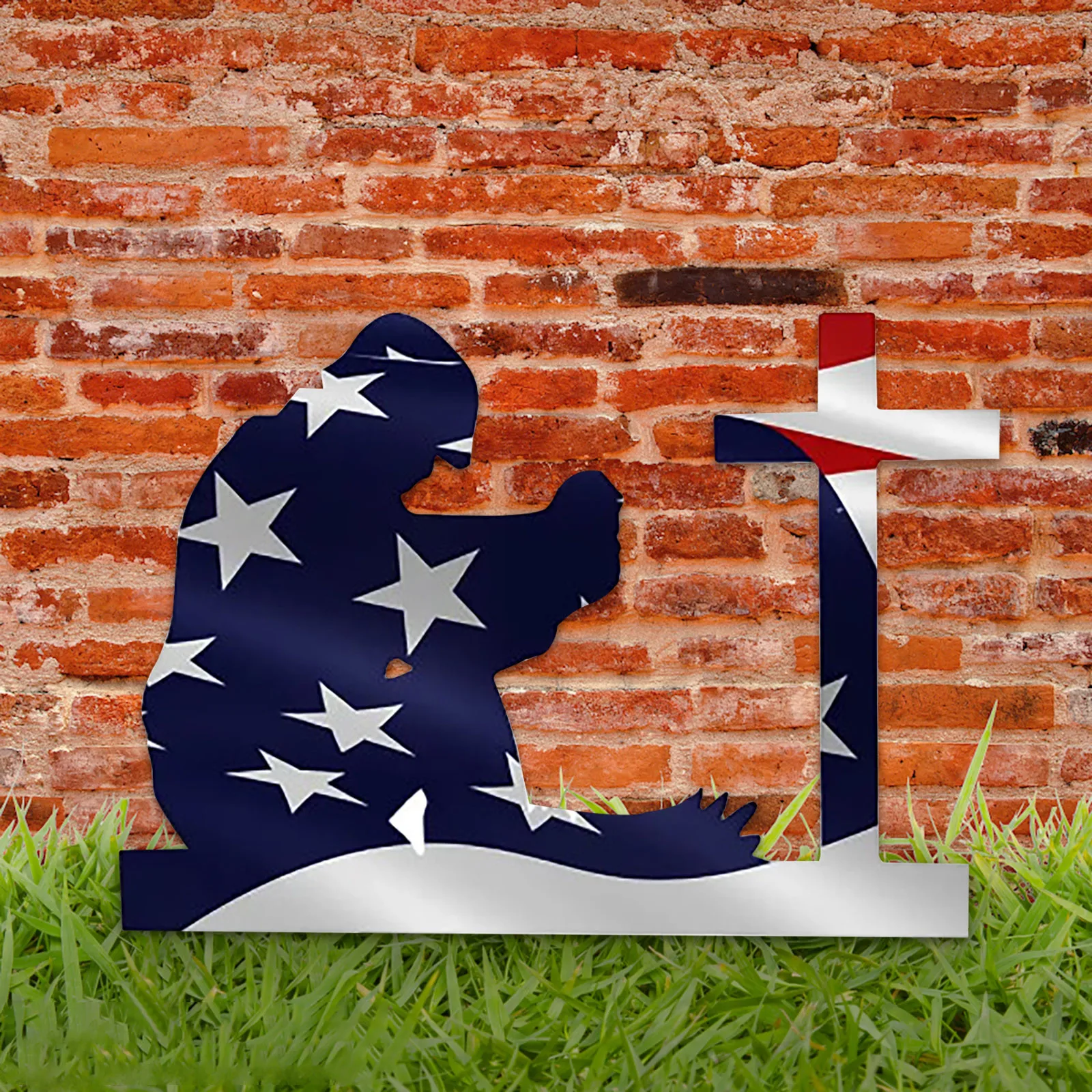 

Kneeling Soldier Decorative Stake American Cross Weathered Sign Garden Decoration Outdoor Plastic Splicing Decor Ornament 2021