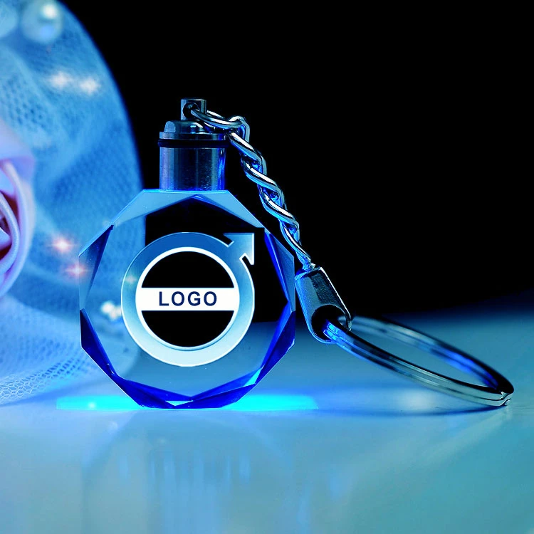 Творческий стекло ручной работы металлические Цвет Вспышка брелок для Volvo Письмо