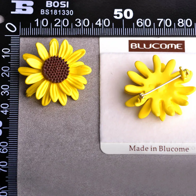 Женская Брошь в виде подсолнуха Корсажная брошь ярко-желтая эмалированная