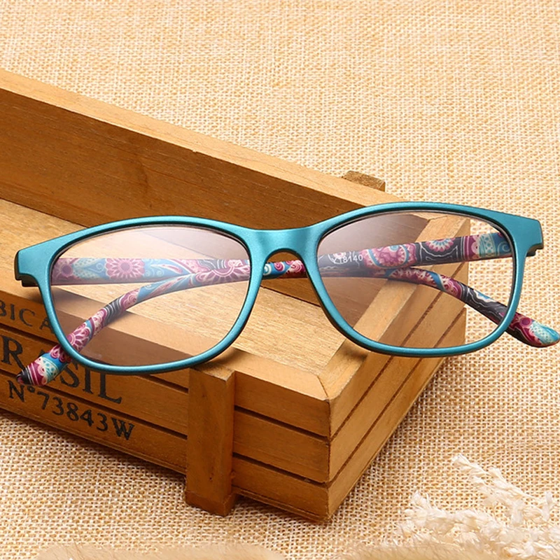 High quality fashion color reading glasses women's ultra - light anti-fatigue magYoung PC Full Frame Glassnifying glass |