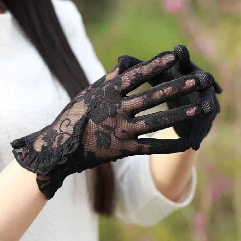 

Gloves & Mittens