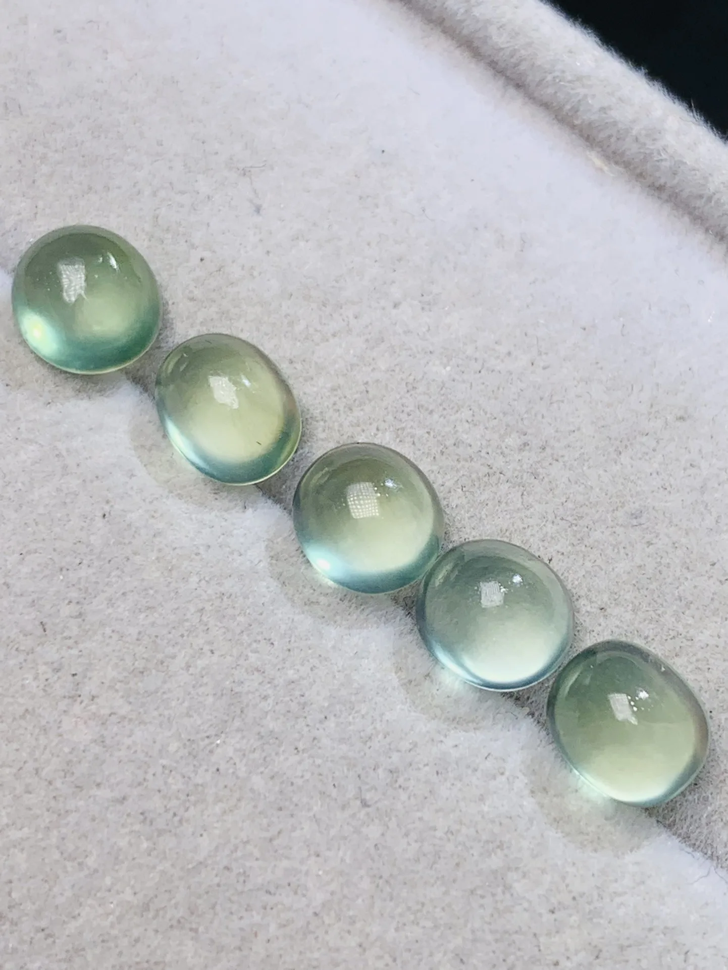 Natural prehnite loose stone bright luster Oval Making stud rings accessories gem jewelry edelstenen bijoux femme sieraden taki