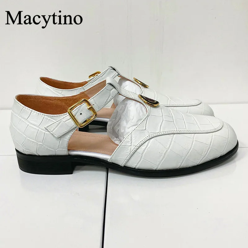 

Сандалии мужские на платформе, дизайнерские босоножки с Т-образным ремешком и круглым носком, с принтом, модная повседневная обувь с металл...