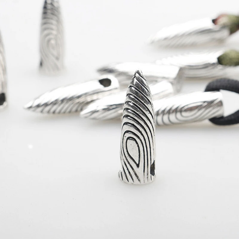 Ожерелье с кулоном мужское в виде пули кожаное колье черной нитью стиле ретро