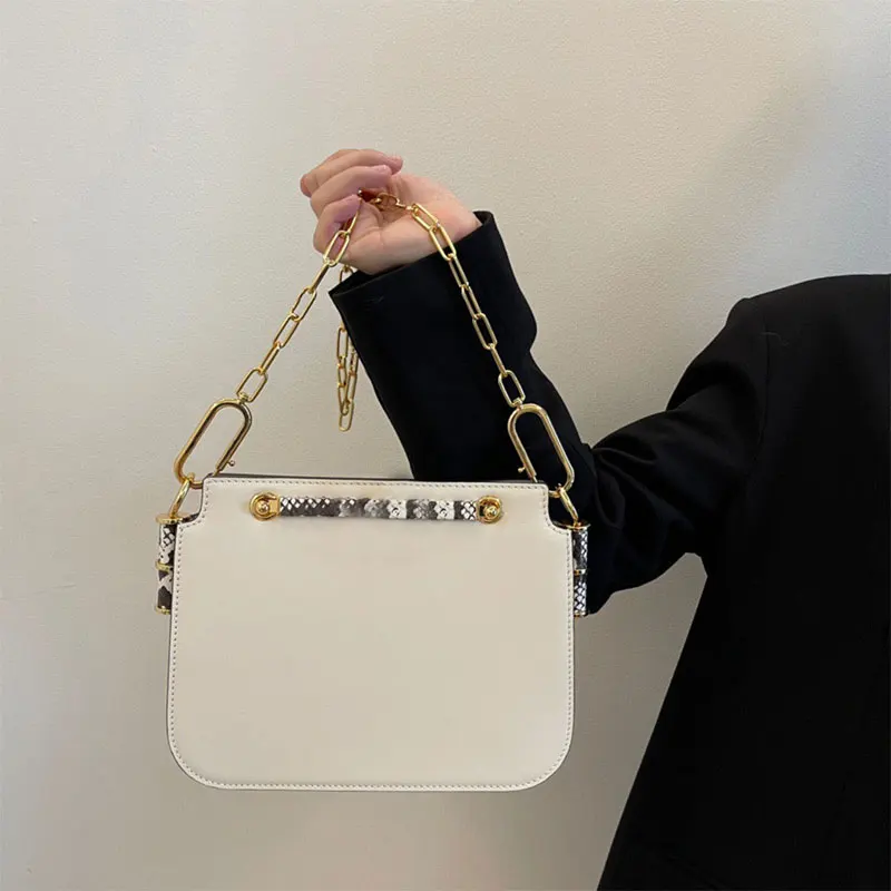 

Winter new frist Touch organ bag natural leather metal chain handbag retro design shoulder messenger bag ladies simple