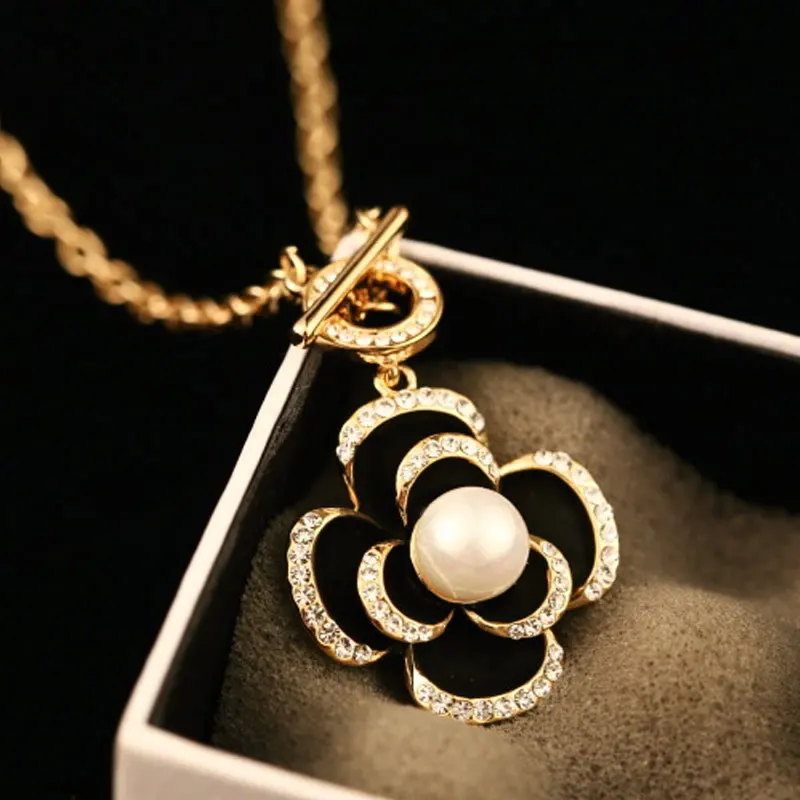 

Famous Black Flowers Luxury Brand Designer Fashion Charm Jewelry Pearl Camellia Necklace For Women