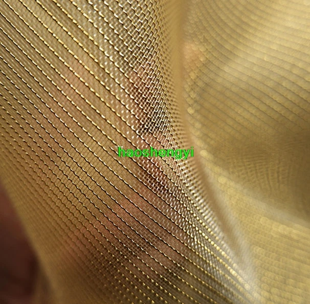 Высококачественная золотистая блестящая жесткая металлическая сетчатая ткань
