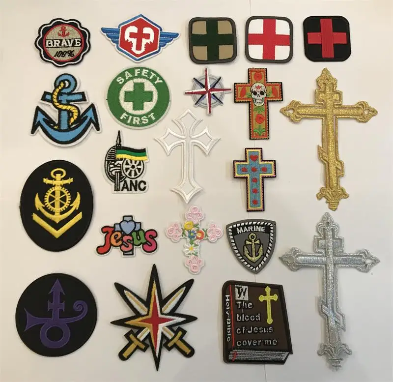 Новое поступление 10 шт. крест вышитые патчи железные на Мода Мотив Аппликация