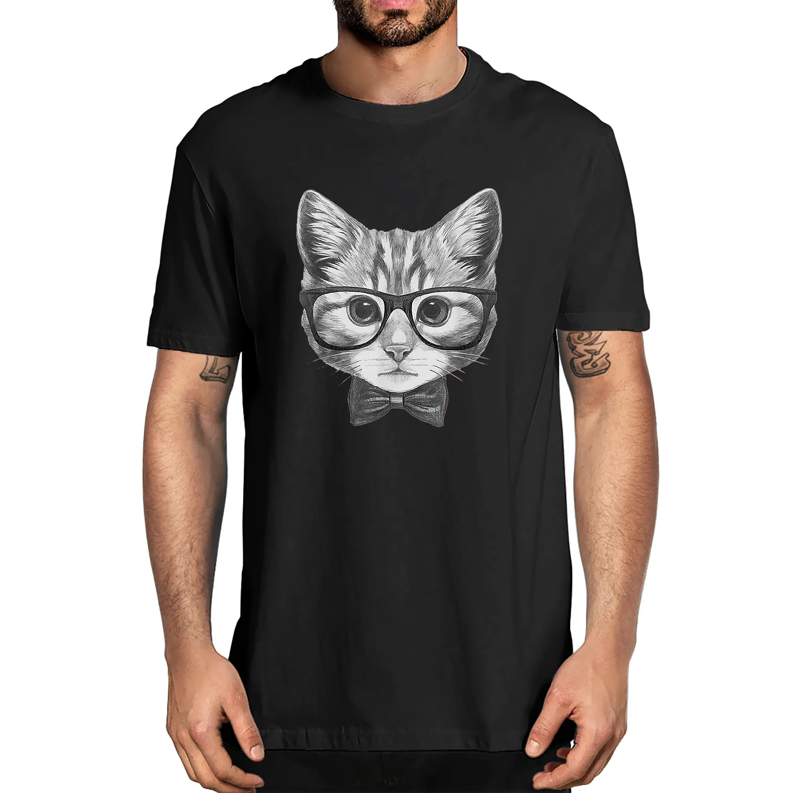 

Unisex Fashion Cute Smart Cat Wearing Glasses Bow Tie Funny Cat Men's T-Shirt Cat Lover Streetwear Women Soft Tee