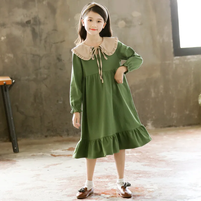 Повседневное хлопковое платье с длинными рукавами и отложным воротником для