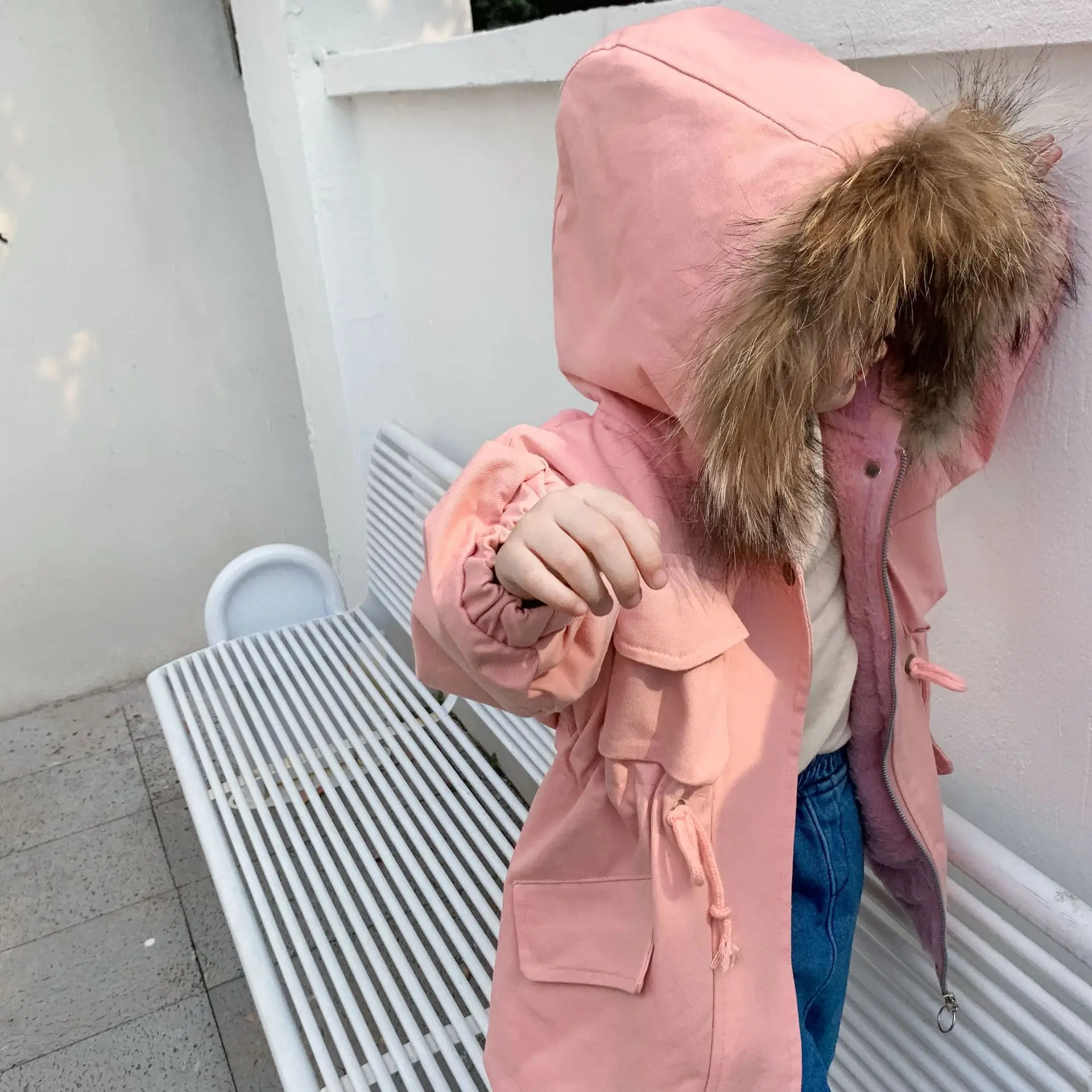 

2020 Brand New Girls Boys Fashion Big Fur Hooded Velvet Warm Coat Kid Girl Winter Coats Jackets Children Outfis Clothes 4Colors
