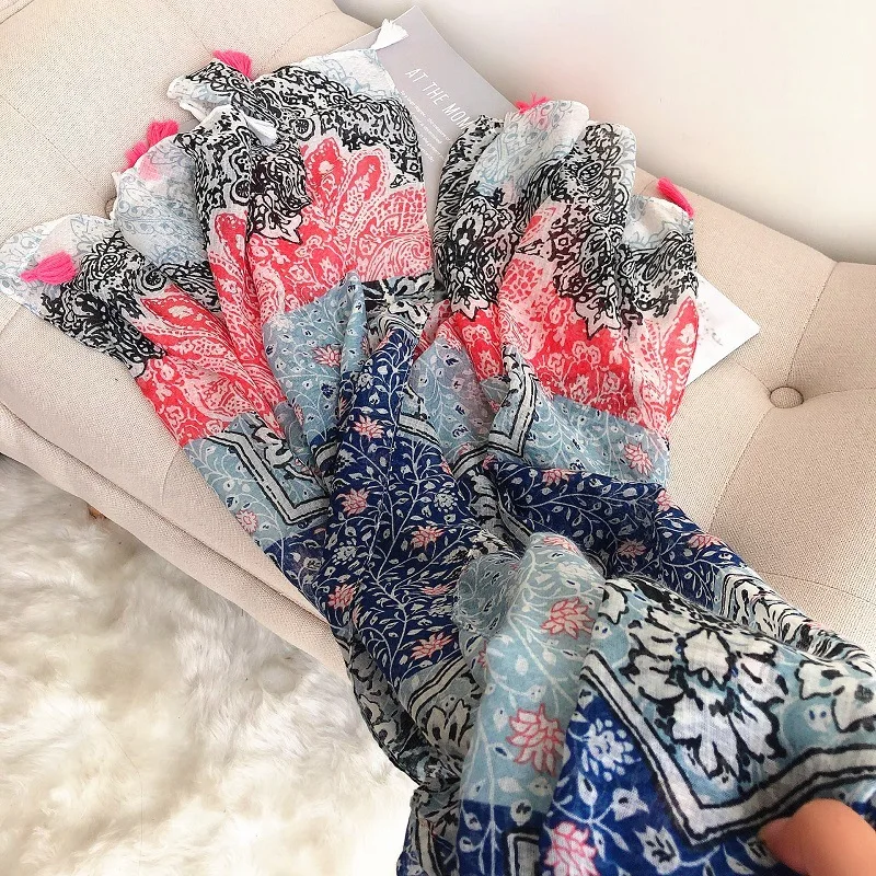 Женский шарф-пашминовый палантин с кисточками геометрическим рисунком 2021 шаль