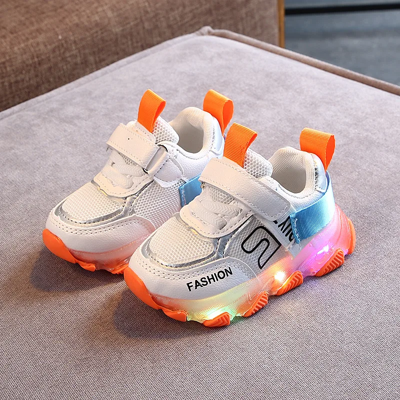 2019 с светильник кой Новое поступление односетевая спортивная обувь женские