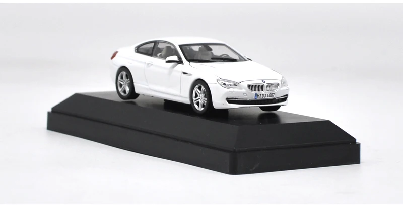 1:43 650i Coupe сплав модель автомобиля статические высокой моделирования металлические модельные автомобили с оригинальной коробкой