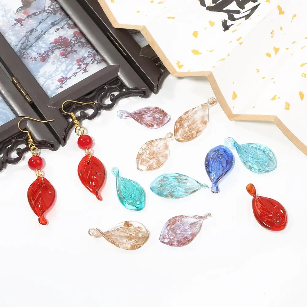 Подвеска в виде листьев из драгоценных камней | Дом и сад