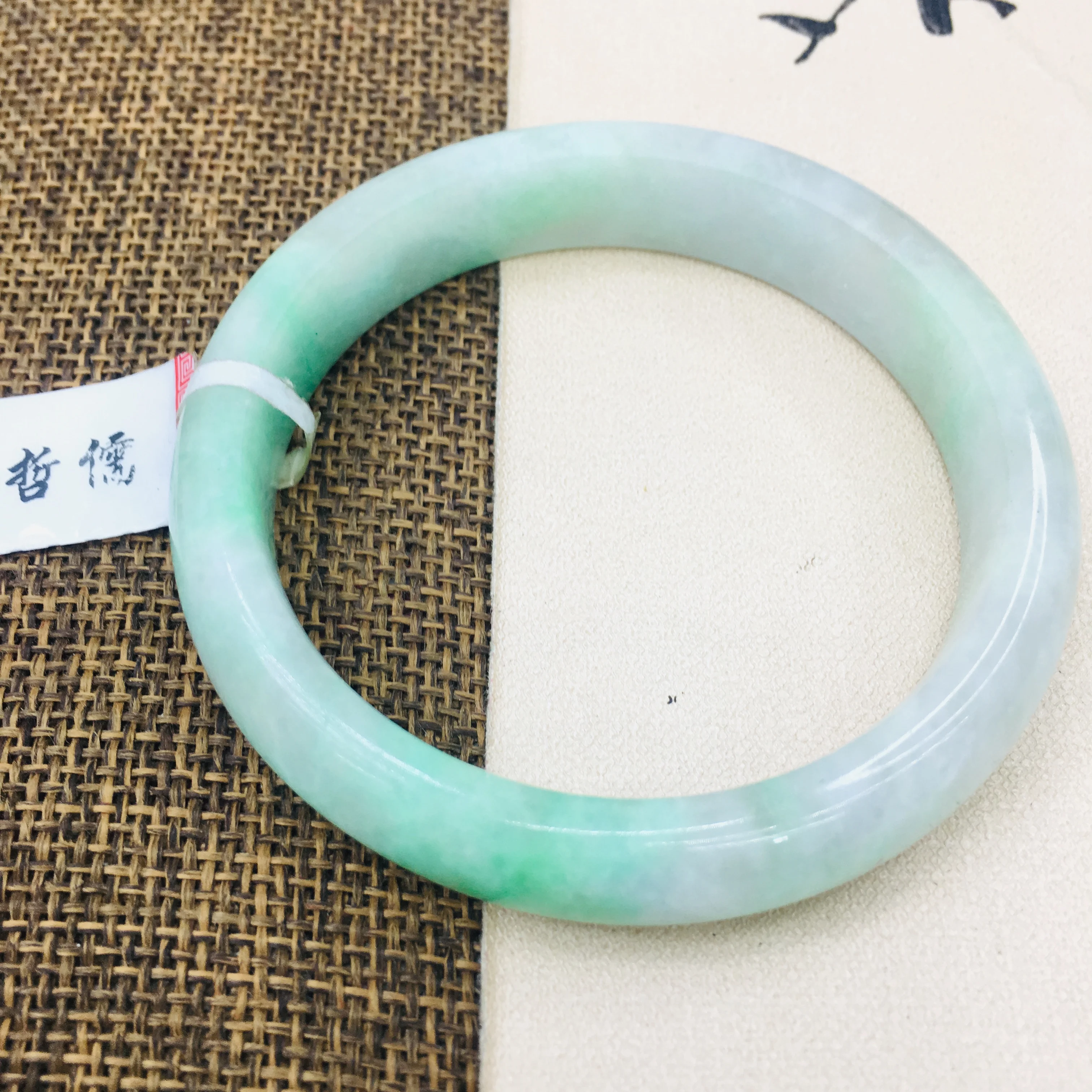 Натуральный бирманский Изумрудный нефритовый элегантный белый + зеленый браслет