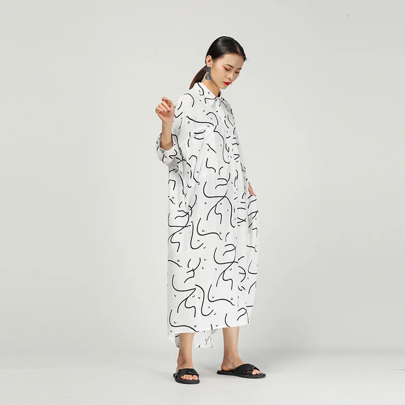 LANMREM с отворотом длинным рукавом необычная изгиба принтом хлопок и лен платье