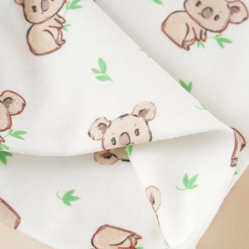 

2021 New Baby Gloves Hat Bib Set Soft Mittens Beanie Nightcap Burp Cloth Saliva Towel Kit for Infant Newborn Photography
