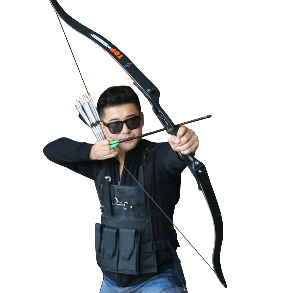 

Archery 56" Takedown Hunting Recurve Bow Metal Riser Right Hand Black Longbow with carbon arrow and arrow quiver finger/armguard