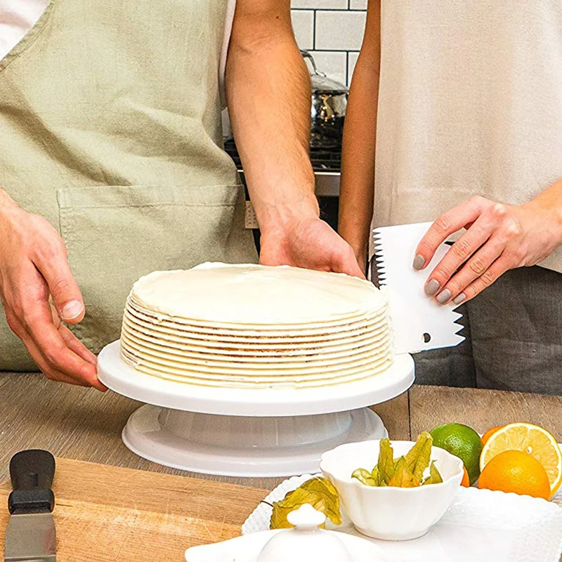 

3Pcs/set Plastic Dough Scraper Baking Tools Cake Cutter Cream Plastic Scraper Blade Batter Spatulas Kitchen Gadgets