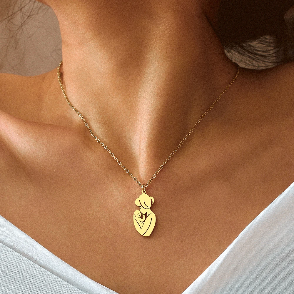 Stainless Steel Necklaces Mother Baby Hug Family Pendant Choker Chain Fashion Necklace For Women Jewelry Friends Mother's Gifts