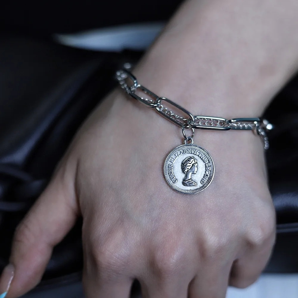 

Punk Bracelets Carved Coin Head Bracelet Bangle Circle Queen Thick Chain Tassel Pendant Bracelet Women Metal Rock Jewelry