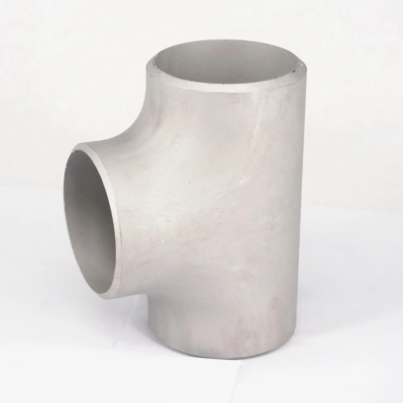 Тройник из нержавеющей стали с тремя видами сварки для труб размер 57x3 мм толщина