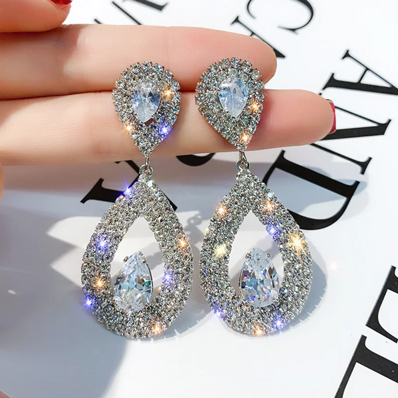 

Classic Silver Color Water Drop Shaped Dazzling Crystal Earrings for Women Romantic Wedding Jewelry for Brides Bridesmaid