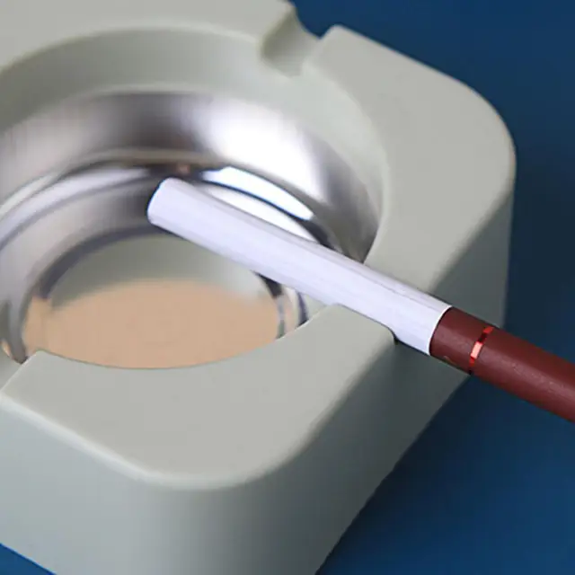 Nordic fashion simple and practical Portable Creative Tinplate Square Ashtray Holder Ash Storage Box Case desk accessories smoke